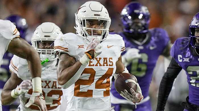 Texas Longhorns running back Jonathon Brooks